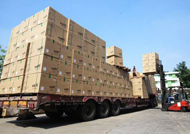 發(fā)貨現(xiàn)場(chǎng)01